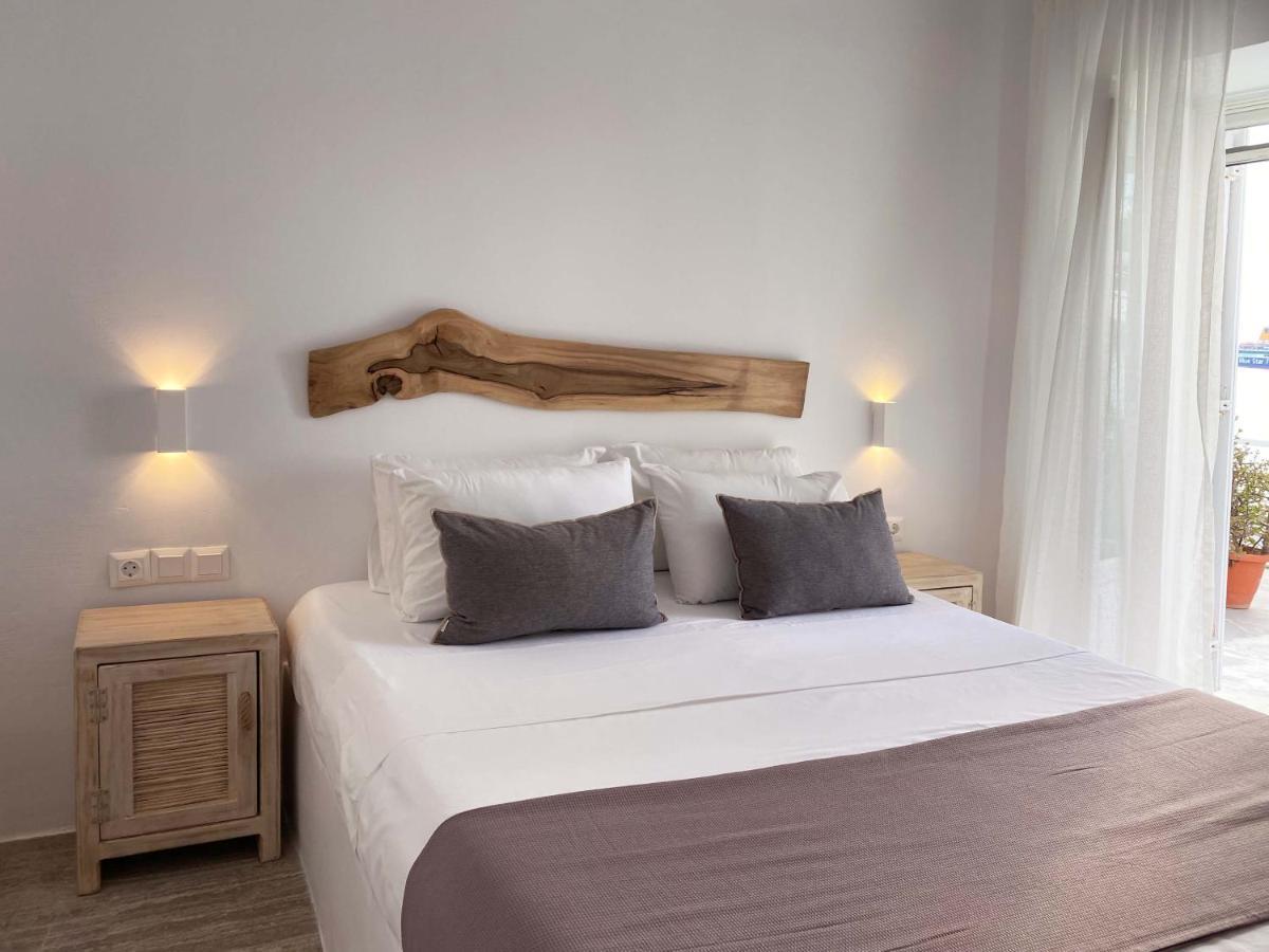 Lyra Seafront Apartment , Paroikia Town Center Exteriör bild